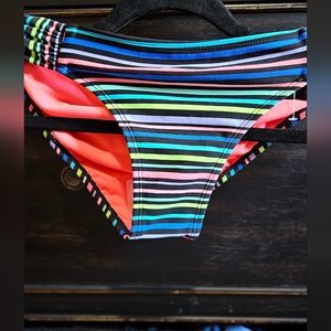 Kods Bikini bottoms